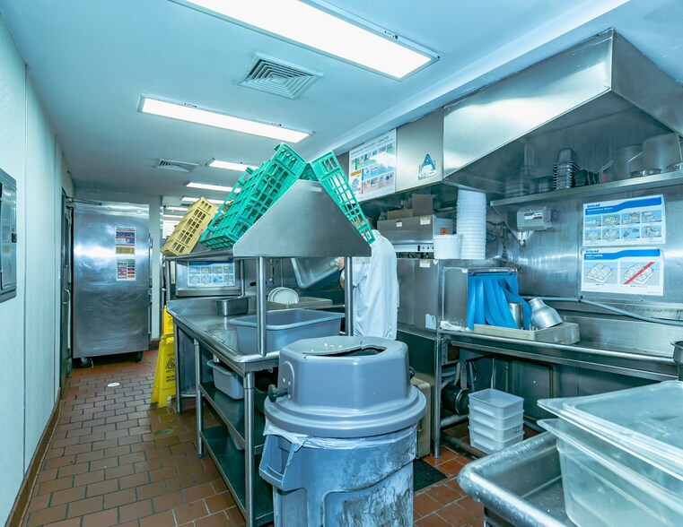 More Photos Of 254-02 Rockaway Blvd, Jamaica General Retail For Sale