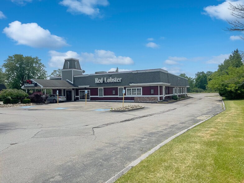 More Photos Of 7540 Transit Rd, Buffalo Restaurant For Sale