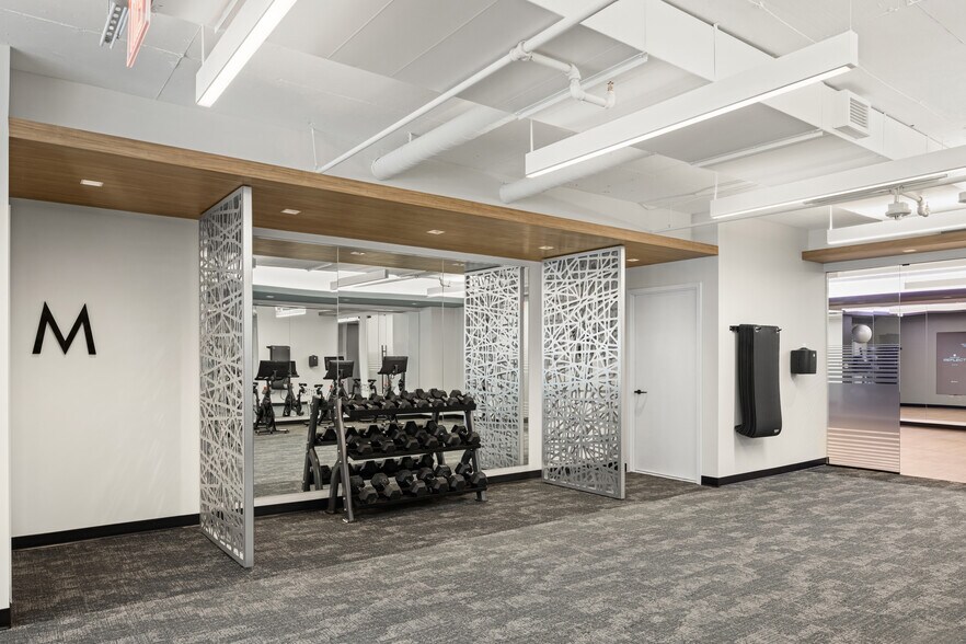 More Photos Of 1211 Connecticut Ave NW, Washington Office For Sale