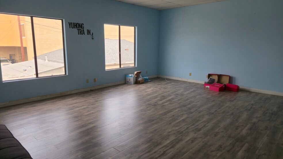 More Photos Of 3257 Del Mar Ave, Rosemead Office For Lease