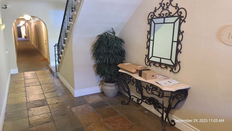 More Photos Of 1147 6th St, Santa Monica Apartments For Sale