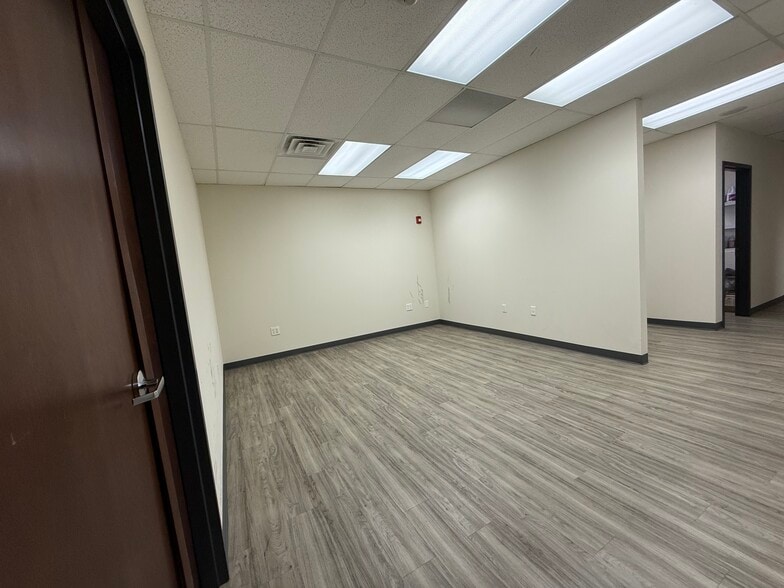 More Photos Of 294-298 State St, Hackensack Medical For Sale