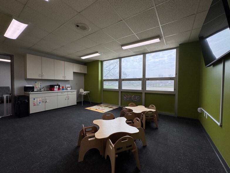 More Photos Of 759 S Lenfesty Ave, Marion Religious Facility For Sale