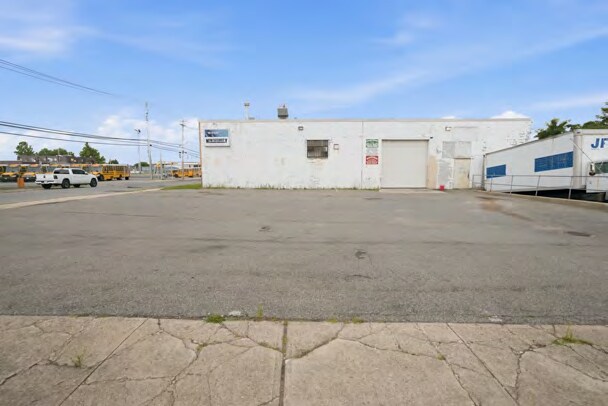 More Photos Of 315 Ralph Ave, Copiague Warehouse For Sale