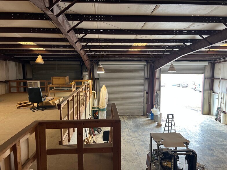 More Photos Of 185 Industrial Dr, Chickamauga Industrial For Sale