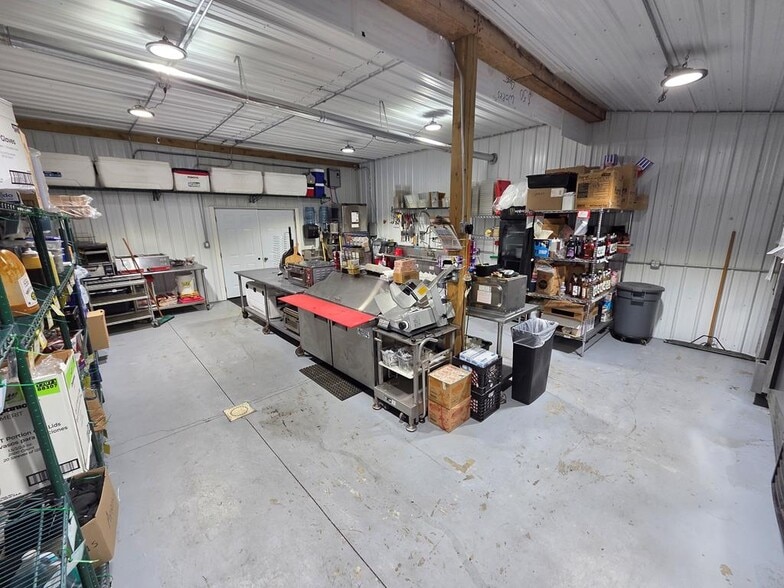 More Photos Of 241 Erie St, Waverly Flex For Sale