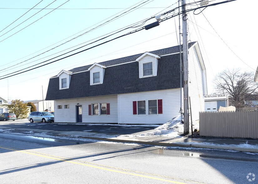 More Photos Of 13 Delavergne Ave, Wappingers Falls Office For Sale