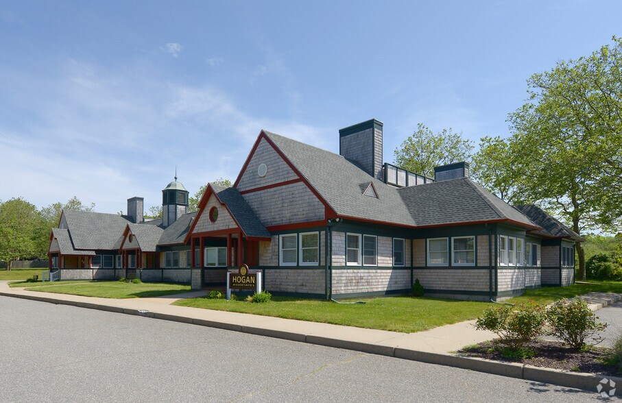 More Photos Of 294 Valley Rd, Middletown Office For Lease