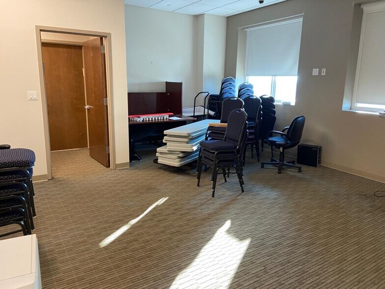 More Photos Of 6010 Bay Pkwy, Brooklyn Medical For Lease