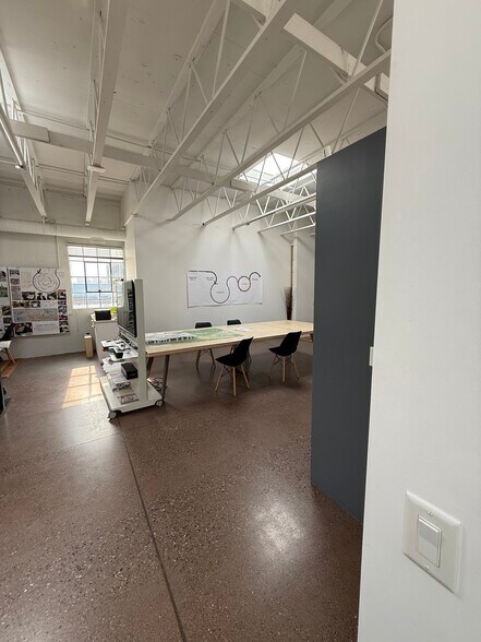 More Photos Of 1218 9th Ave SE, Calgary Storefront Retail Office For Lease