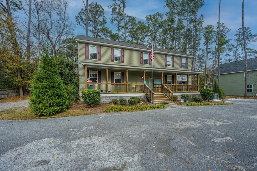 More Photos Of 141 Limehouse Dr, Summerville Daycare Center For Sale