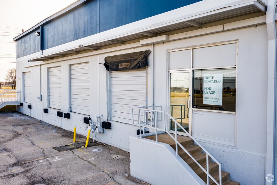 More Photos Of 12027 E 51st St, Tulsa Unknown For Lease