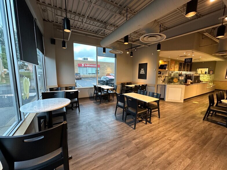 More Photos Of 486 Hazeldean Rd, Ottawa Freestanding For Sale