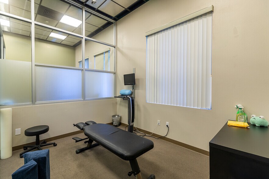 More Photos Of 1455 W Park Ave, Redlands Showroom For Sale