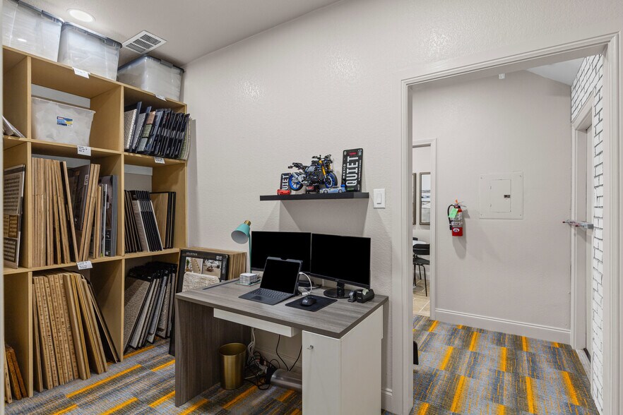 More Photos Of 621 N FM 1187, Aledo Office For Lease