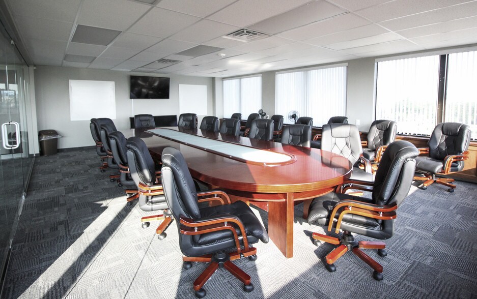 More Photos Of 27801 Euclid Ave, Euclid Office Residential For Lease