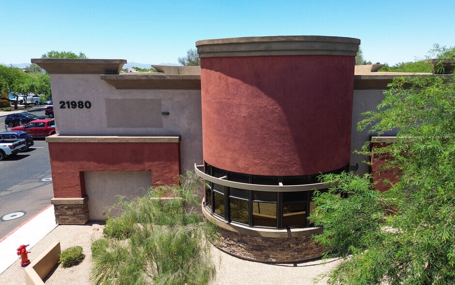 More Photos Of 21980 N 83rd Ave, Peoria Medical For Sale