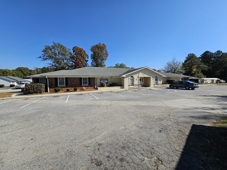 Primary Photo Of 505 Mount Pleasant Rd, Thomson Healthcare For Lease