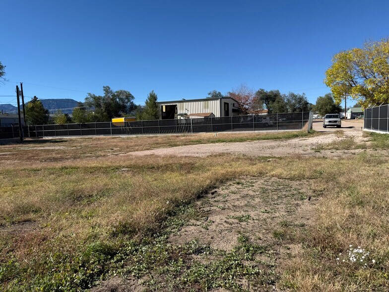 More Photos Of 727 Carson blvd, Fountain Land For Lease