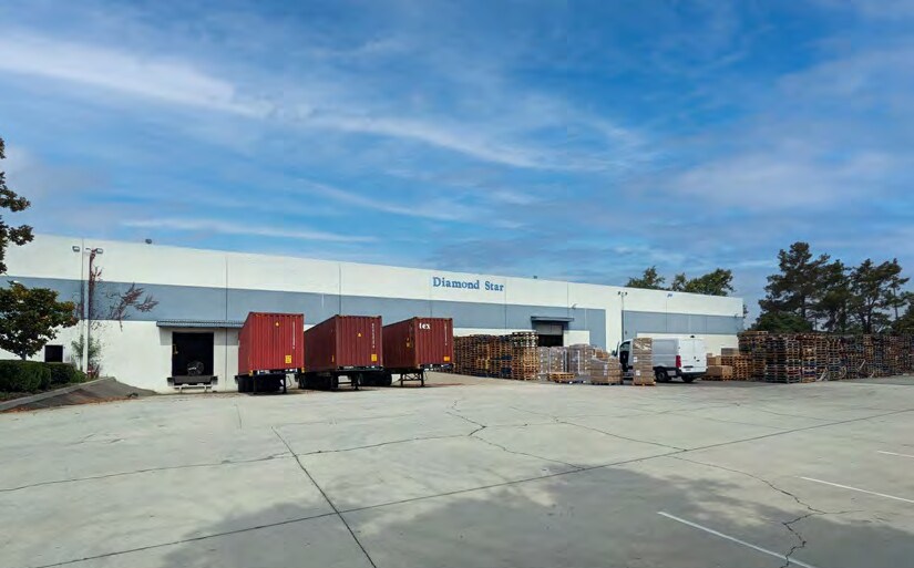 More Photos Of 1010 E Belmont St, Ontario Warehouse For Lease