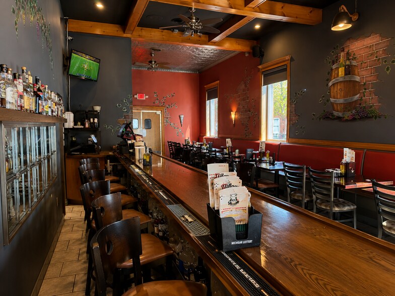 More Photos Of , Lapeer General Retail For Sale