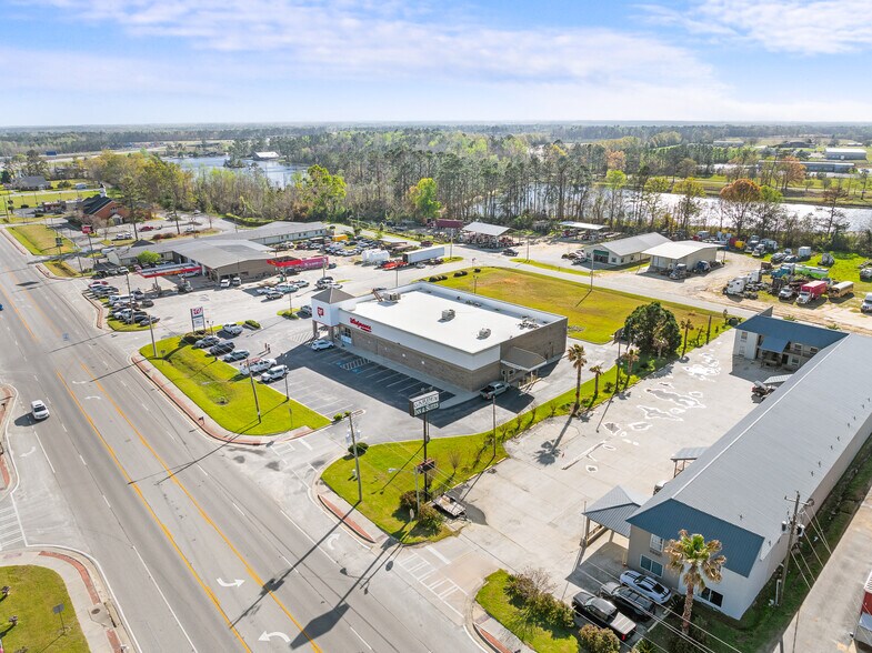 More Photos Of 730 S Lewis St, Metter Drugstore For Sale