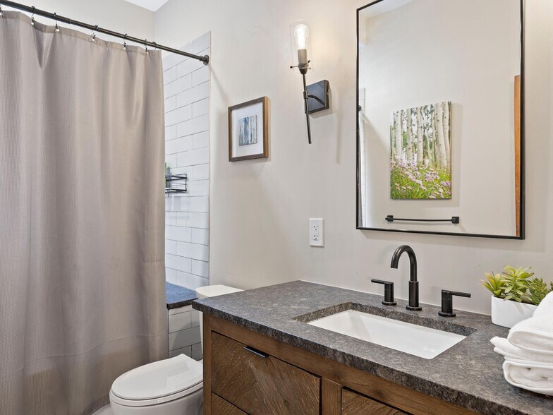 More Photos Of 1554 N Pennsylvania St, Denver Apartments For Sale