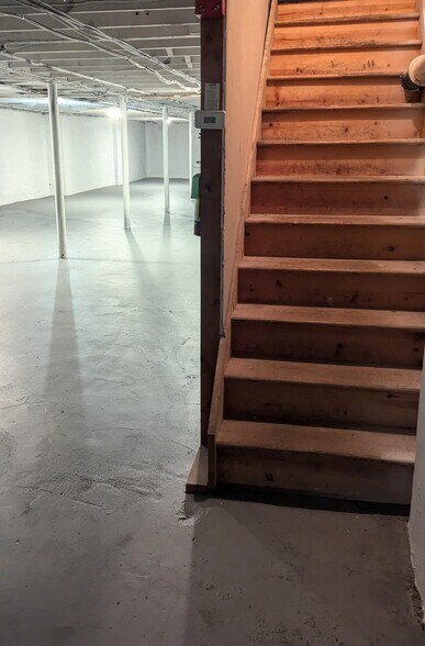 More Photos Of 17 Godwin Ave, Ridgewood General Retail For Sale