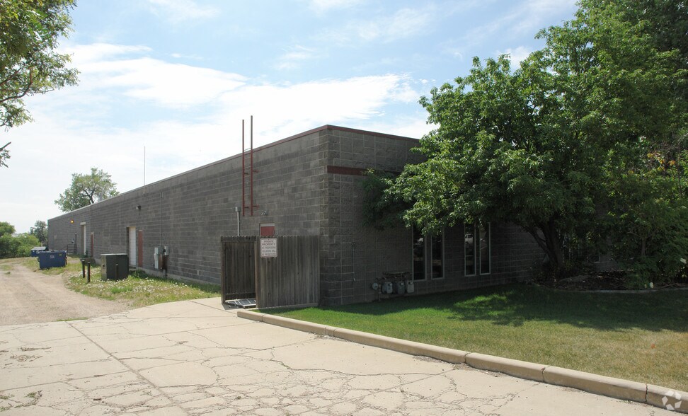 More Photos Of 530 Compton St, Broomfield Flex For Lease