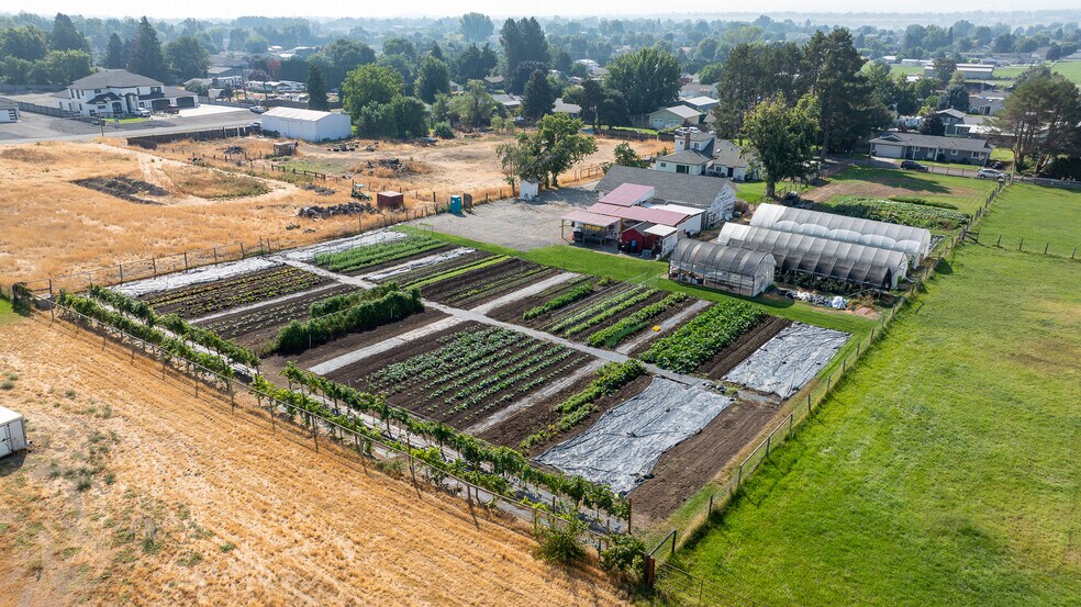 More Photos Of 6109 W Richardson Rd, Pasco Specialty For Sale