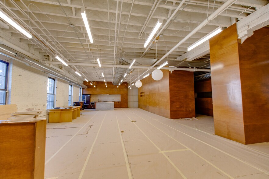 More Photos Of 1821 W Hubbard St, Chicago Loft Creative Space For Lease