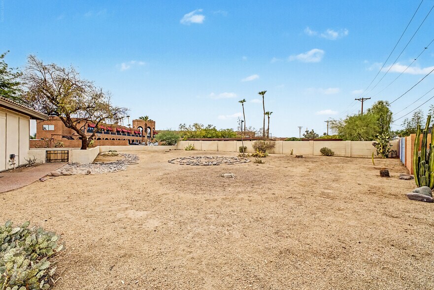 More Photos Of 8038 E Almeria Rd, Scottsdale Office For Sale