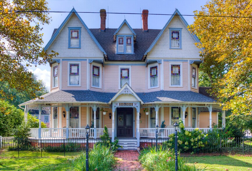 Primary Photo Of 4188 Nelson Rd, New Church Hotel For Sale