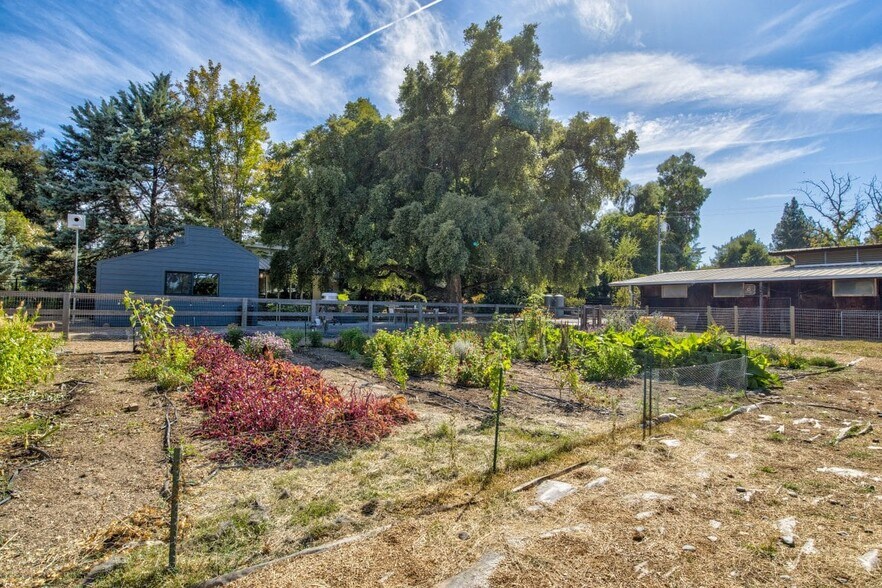 More Photos Of 38364 Wisteria Way, Davis Land For Sale