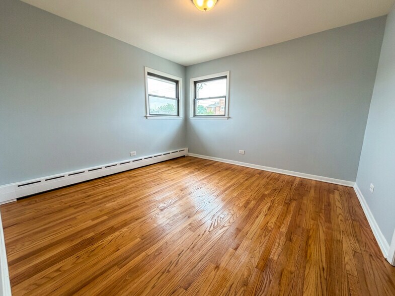 More Photos Of 441 E 107th St, Chicago Apartments For Sale