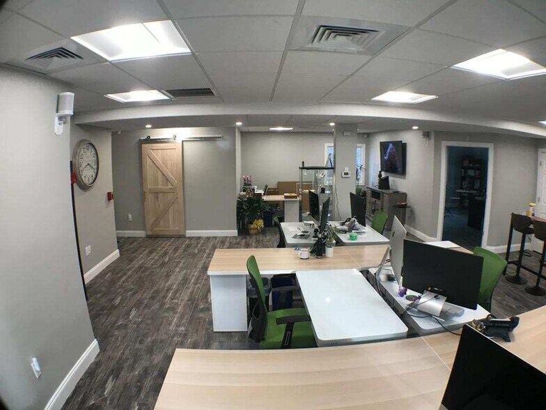 More Photos Of 190 Pulaski Ave, Sayreville Medical For Lease