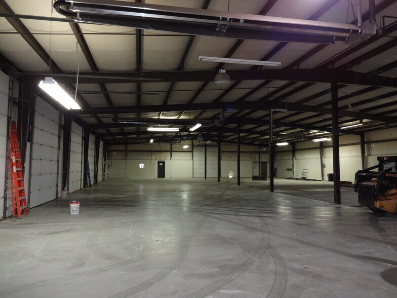 More Photos Of 1835 Leer Dr, Elkhart Industrial For Lease
