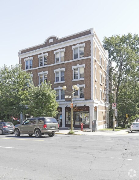 Primary Photo Of 5336-5340 Sherbrooke Rue E, Montréal Storefront Retail Residential For Sale