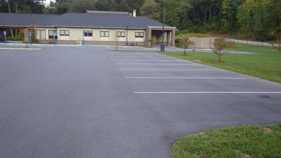 More Photos Of 7237 Route 7, Pownal Medical For Sale
