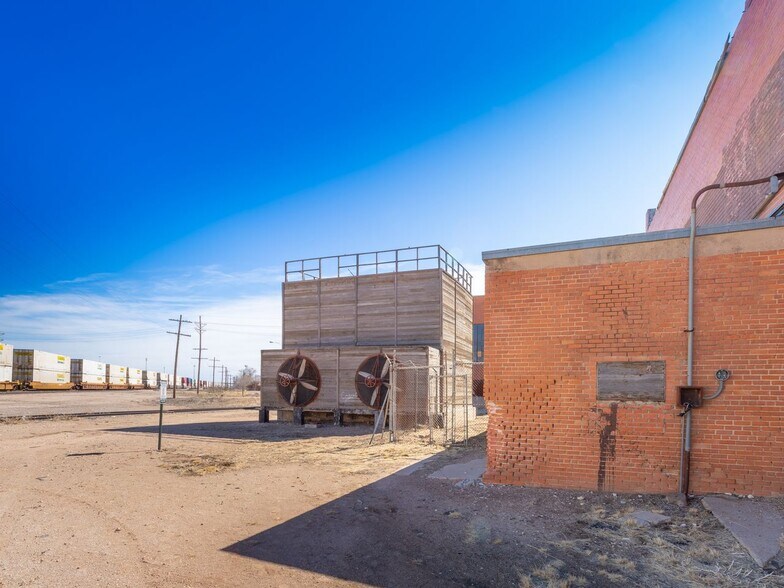 More Photos Of , Lubbock General Retail For Sale