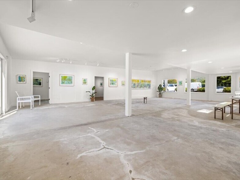 More Photos Of 3823 Santa Claus Ln, Carpinteria Restaurant For Sale