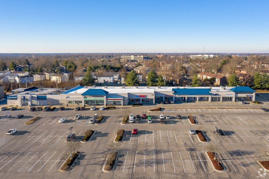 More Photos Of 3130 Maple Leaf Dr, Lexington General Retail For Lease
