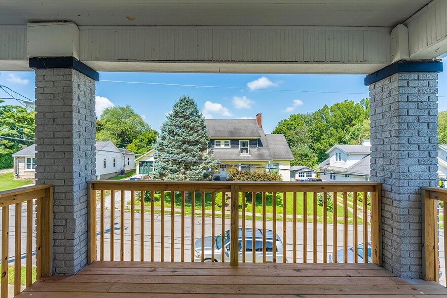 More Photos Of 265 S Highland St, Winchester Apartments For Sale