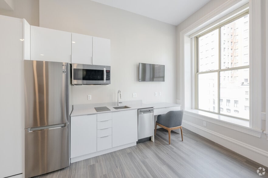 More Photos Of 82-90 Weybosset St, Providence Apartments For Lease