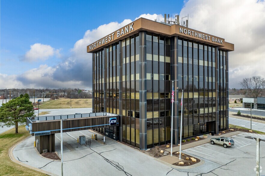 More Photos Of ,  Office For Sale