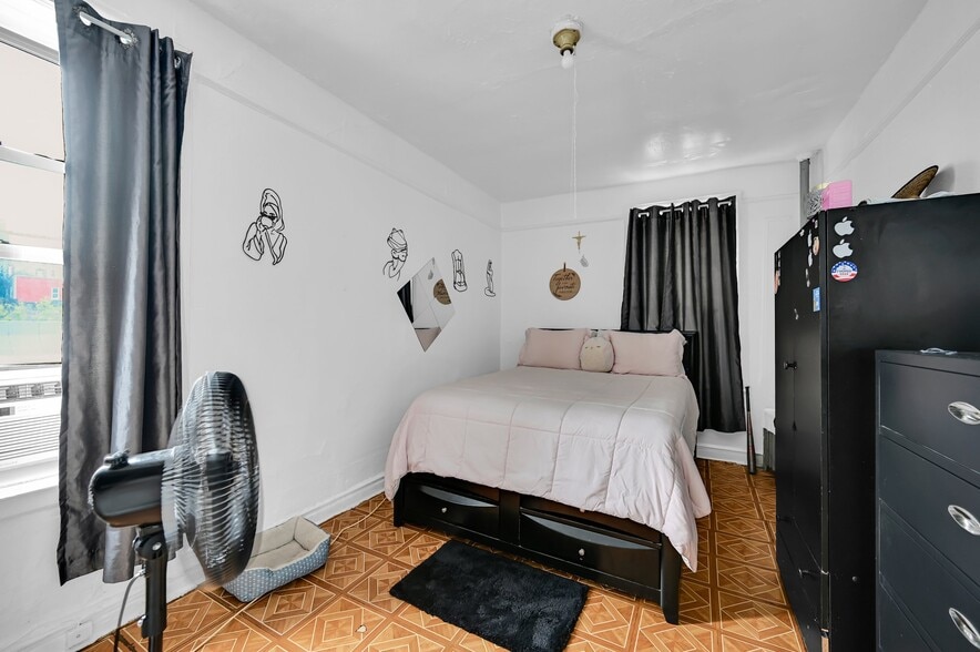 More Photos Of 1967-1971 Marmion Ave, Bronx Apartments For Sale