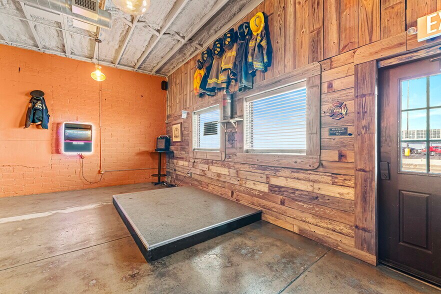 More Photos Of 130 E Goodnight Ave, Aransas Pass Restaurant For Sale