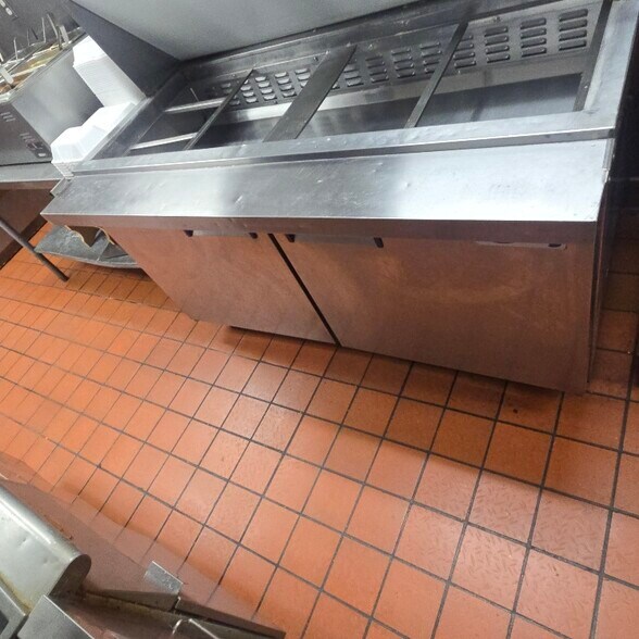 More Photos Of 2045 Brice Rd, Reynoldsburg Restaurant For Lease