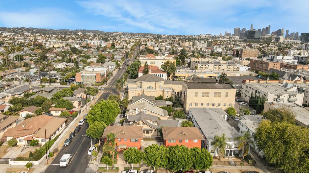 More Photos Of 204 S Serrano Ave, Los Angeles Apartments For Sale