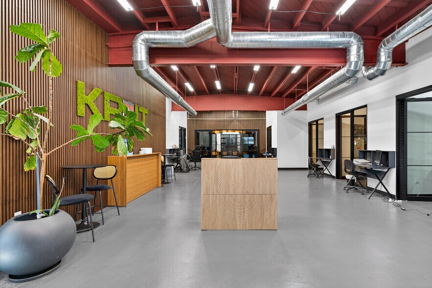 More Photos Of 7225 Fulton Ave, North Hollywood Warehouse For Sale